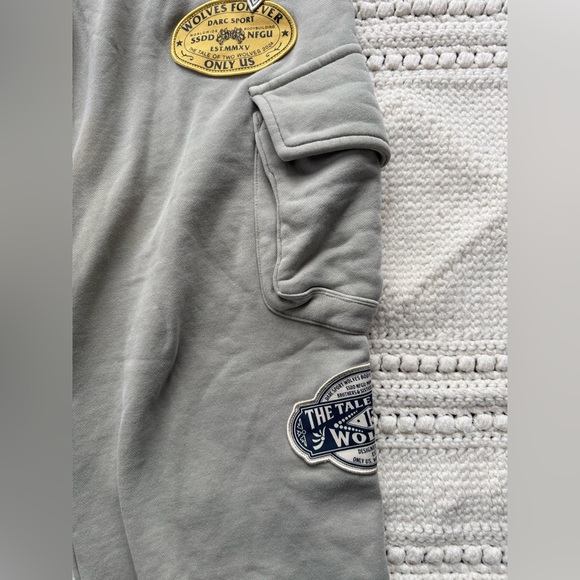Darc Sport "Tale of Two Wolves" TAN limited edition cargo sweatpants - Picture 6 of 14